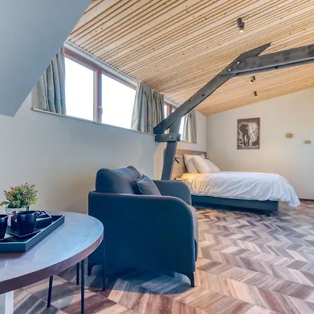 Les Du Vieux Chateau Szálloda Orvali apátság